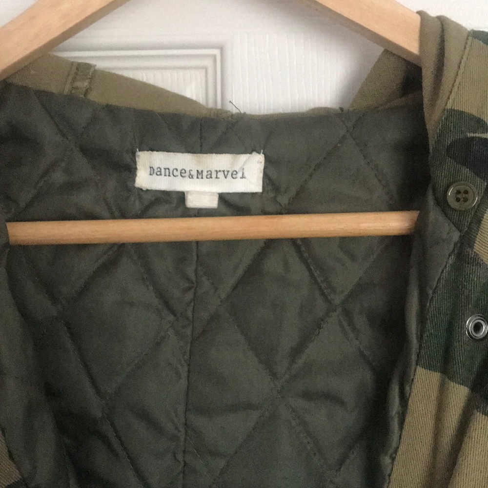 Jacket - Picture 5 of 6